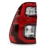 Lanterna Traseira Hilux 2021 em diante (com LED) Lado Esquerdo