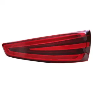 Lanterna Traseira Q3 2011 em diante LED Lado Direito